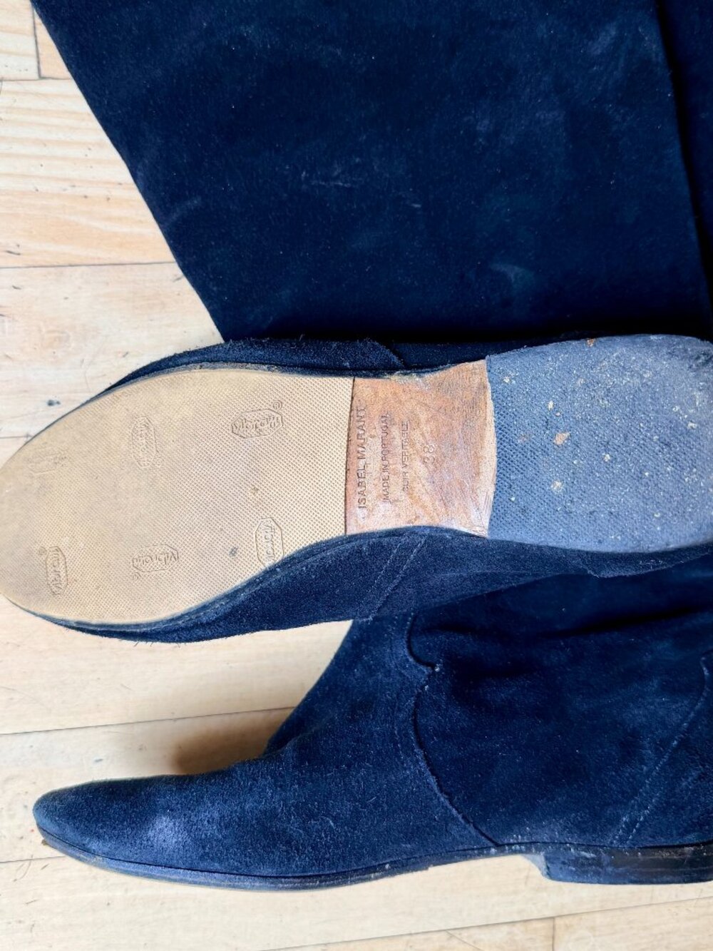 Isabel Marant over-the-knee suede slouch boots - Picture 3 of 10